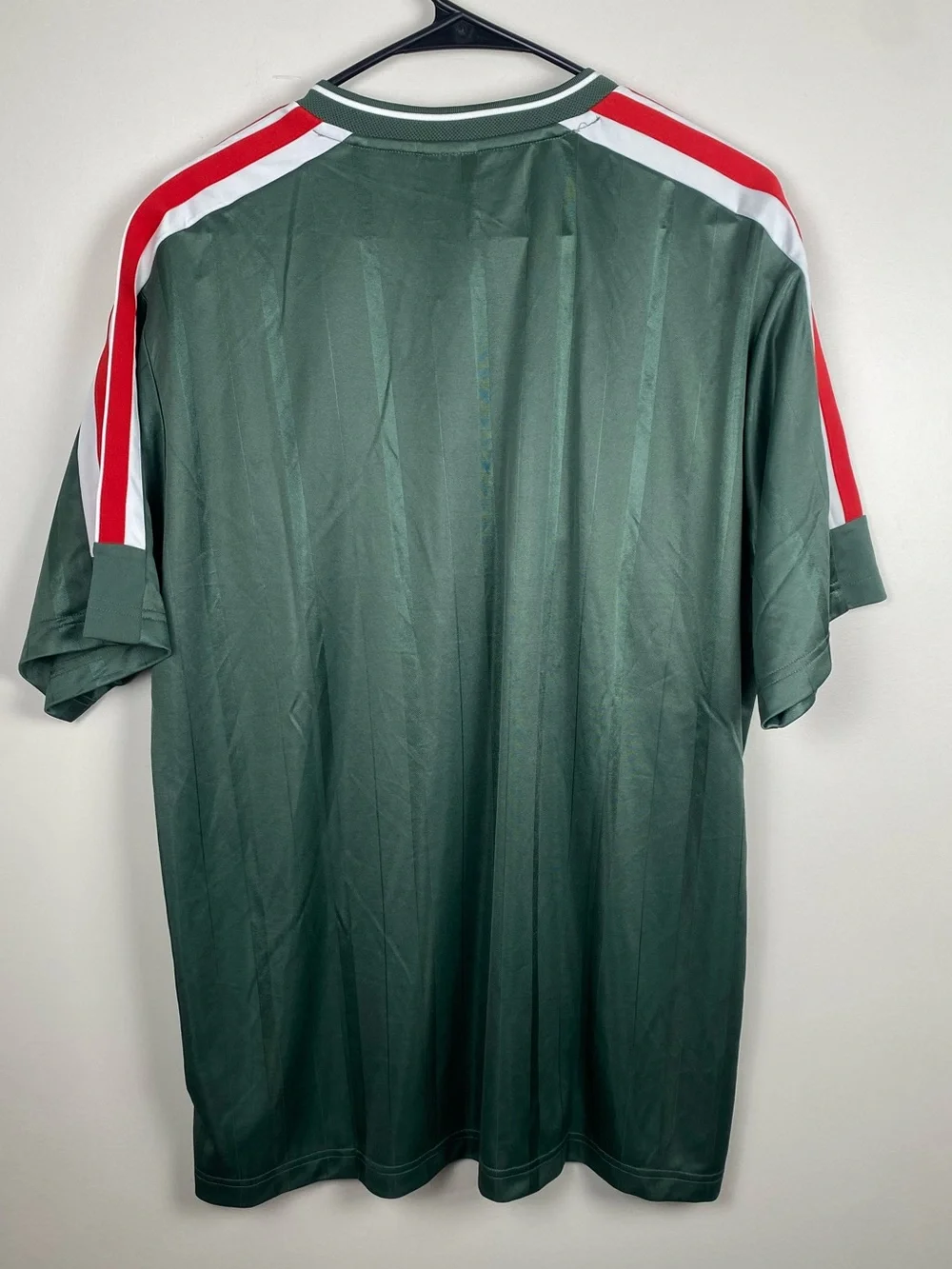 NWT‎ Adidas Sportswear Men's Trio Tee Large